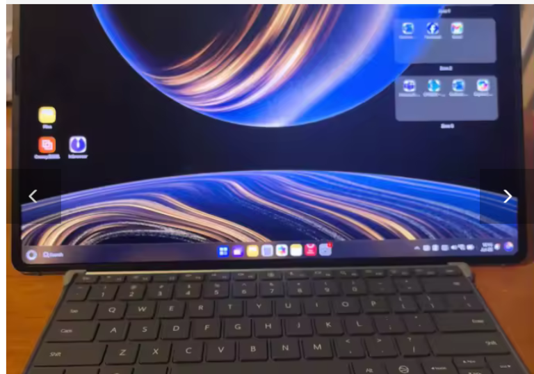 ULTIMATE DESIGN 2025 HUAWEI MateBook Fold HarmonyOS 5 CPU Kirin X90 18-inch PaperMatte Touchscreen Laptop OLED 1440Hz photo review